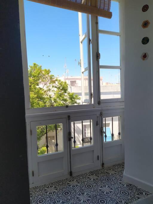 Apartamento Espectacular piso en la misma plaza del Mentidero. Cádiz Exterior foto