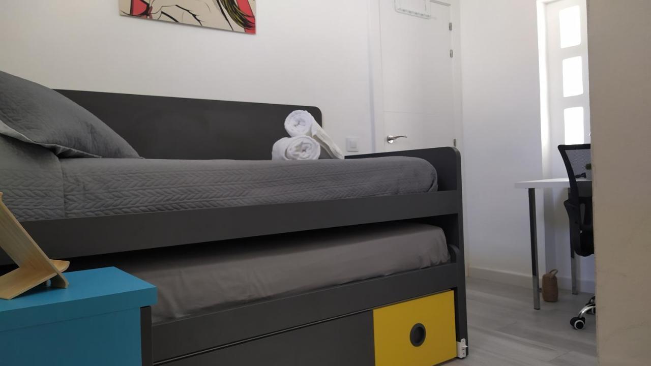 Apartamento Espectacular piso en la misma plaza del Mentidero. Cádiz Exterior foto